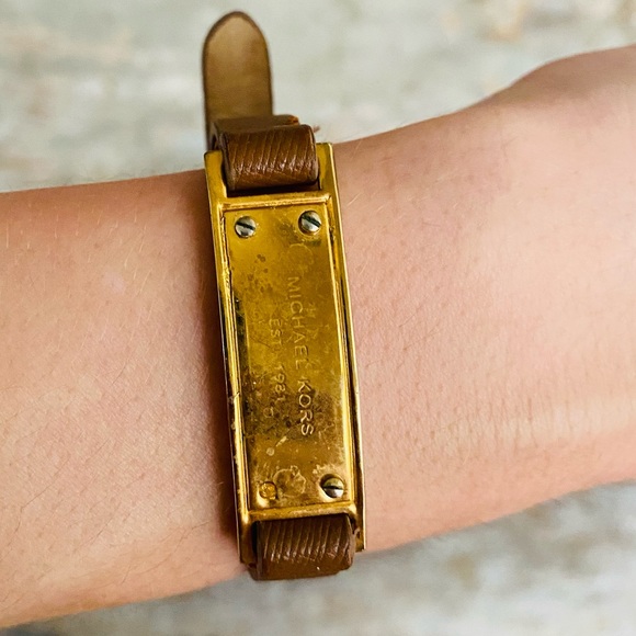 Michael Kors Jewelry - ♥️ Michael Kors ♥️ Gold & Tan Logo Bracelet